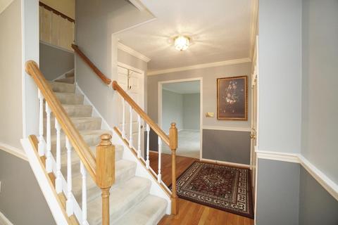4283 Peppermill Ln, Blue Ash, OH 45242 photo 6