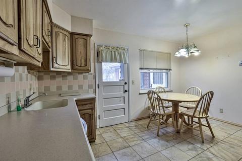 8878 Cavalier Dr, Cincinnati, OH 45231 photo 16