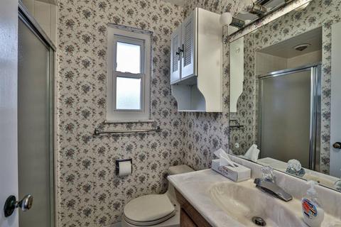 8878 Cavalier Dr, Cincinnati, OH 45231 photo 19