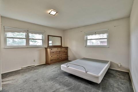 8878 Cavalier Dr, Cincinnati, OH 45231 photo 17