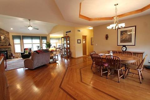 8046 Forest Rd, Cincinnati, OH 45255 photo 6