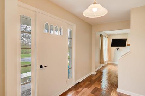 4470 Classic Dr, Blue Ash, OH 45241 photo 6