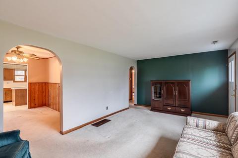 3933 Youngman Dr, Cincinnati, OH 45245 photo 6