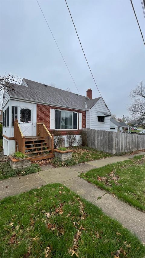 5016 Limberlost Ln, Cincinnati, OH 45238 photo 2
