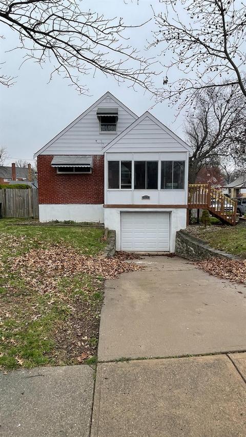 5016 Limberlost Ln, Cincinnati, OH 45238 photo 3