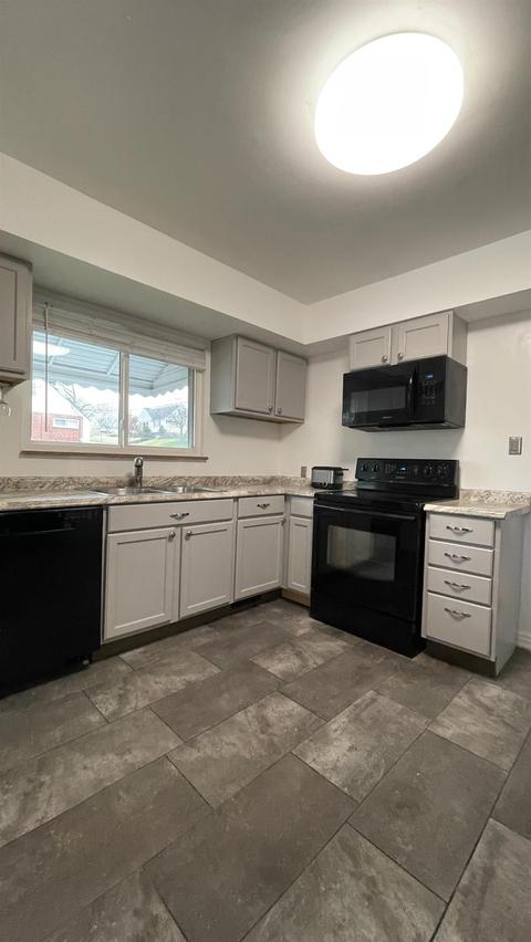 5016 Limberlost Ln, Cincinnati, OH 45238 photo 7