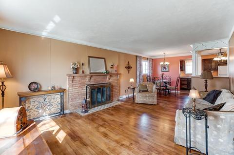 2284 Deblin Dr, Cincinnati, OH 45239 photo 3
