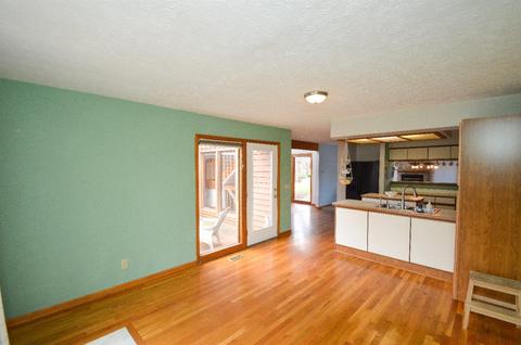 8290 Dimmick Rd, West Chester, OH 45241 photo 9