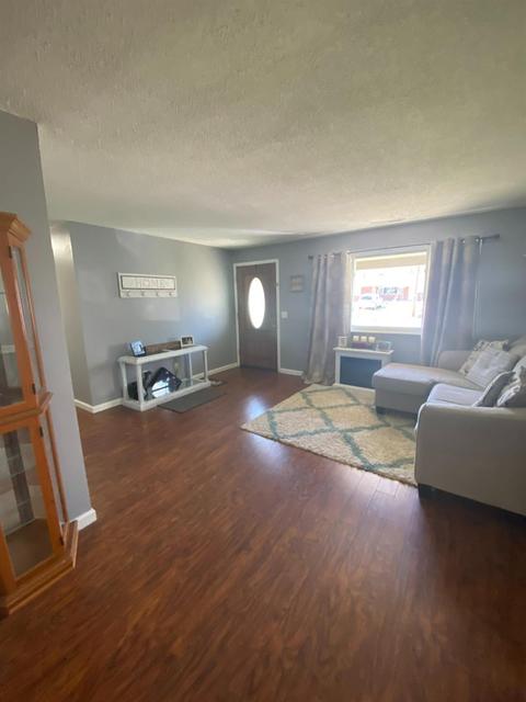 304 Brookforest Dr, Cincinnati, OH 45238 photo 3