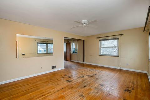 427 Kitty Ln, Cincinnati, OH 45238 photo 5