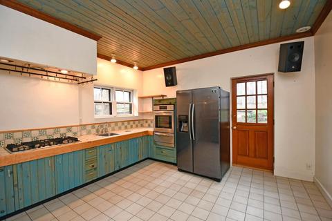 1306 Spring St, Cincinnati, OH 45202 photo 11