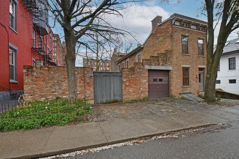 1306 Spring St, Cincinnati, OH 45202 photo 2
