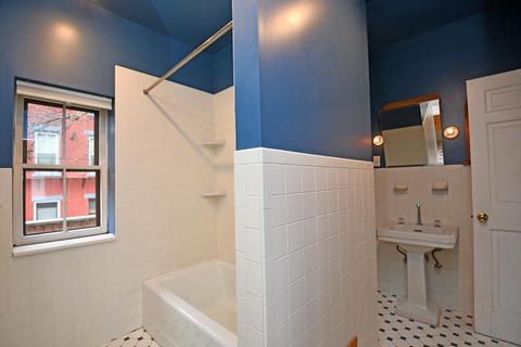 1306 Spring St, Cincinnati, OH 45202 photo 24