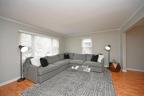 2472 Downing Dr, Cincinnati, OH 45208 photo 4