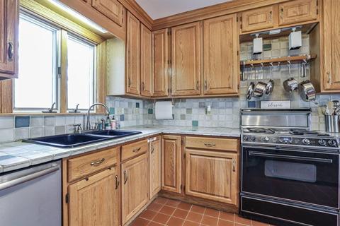8685 Long Ln, Cincinnati, OH 45231 photo 7