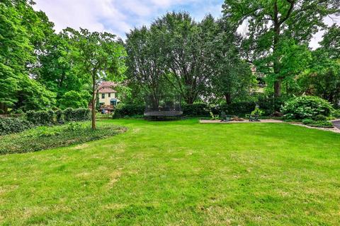 3 Madison Ln, Cincinnati, OH 45208 photo 32