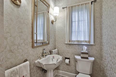 3 Madison Ln, Cincinnati, OH 45208 photo 24