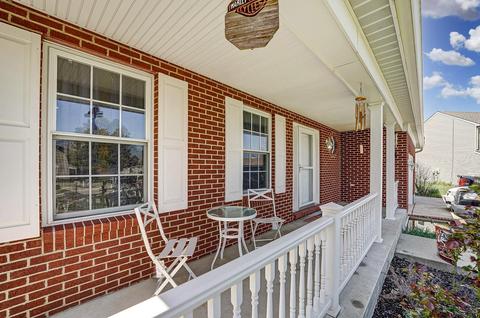 675 Amber Trl, Cincinnati, OH 45244 photo 4