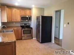 612 Baldwin St, Blanchester, OH 45107 photo 2