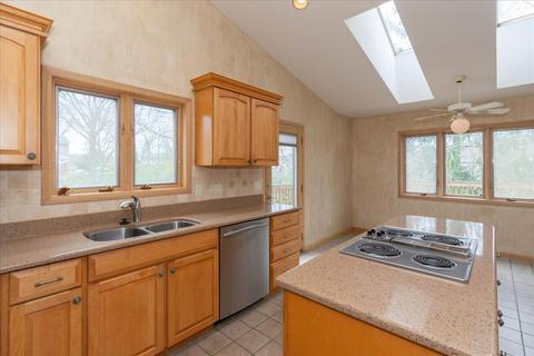 2975 Stanwin Pl, Evendale, OH 45241 photo 3