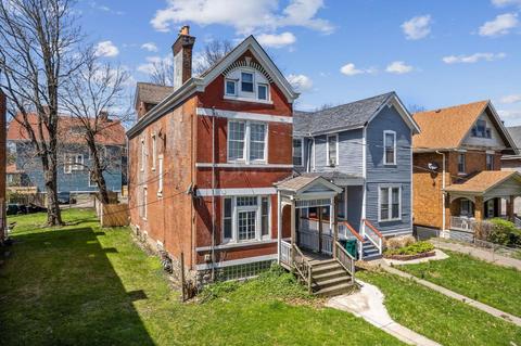 3205 Hackberry St, Cincinnati, OH 45207 photo 4