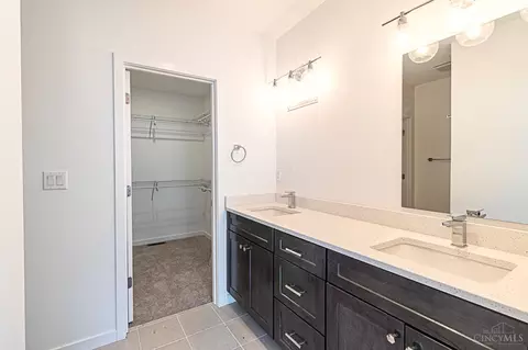 2126 Loth St, Cincinnati, OH 45202 photo 10