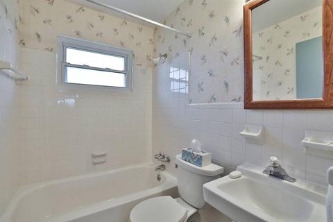 1500 Pinebluff Ln, Cincinnati, OH 45255 photo 22