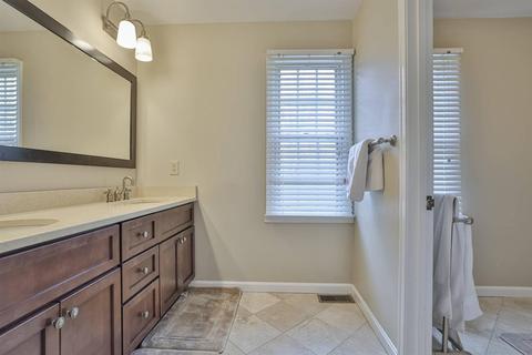 7755 Ivygate Ln, Montgomery, OH 45242 photo 24