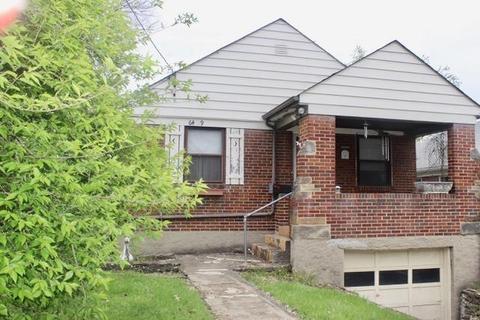 6439 Stover Ave, Golf Manor, OH 45237 photo 2