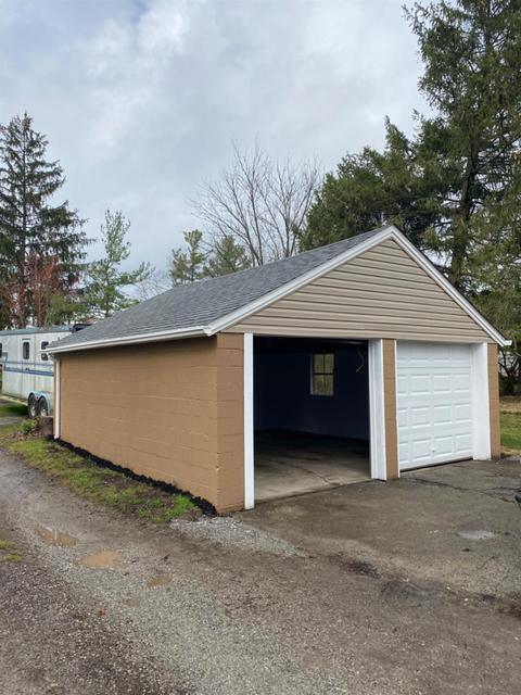 206 Bourbon St, Blanchester, OH 45107 photo 8