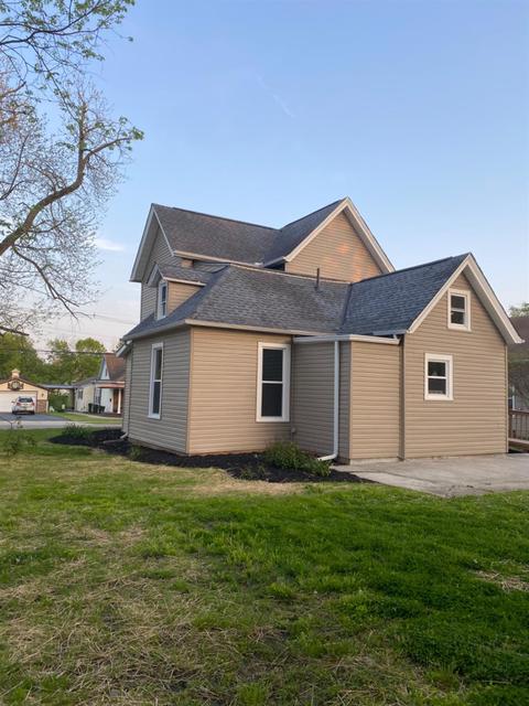 206 Bourbon St, Blanchester, OH 45107 photo 32