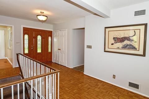 8770 Arborcrest Dr, Cincinnati, OH 45236 photo 3