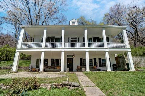 3216 River Rd, Cincinnati, OH 45204 photo 1