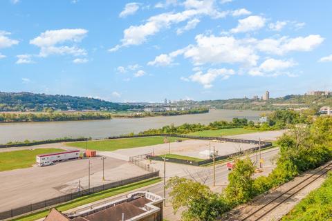 2804 Hoff Ave, Cincinnati, OH 45226 photo 9