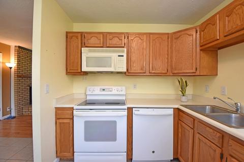 3855 Mark Ct, Cincinnati, OH 45255 photo 13