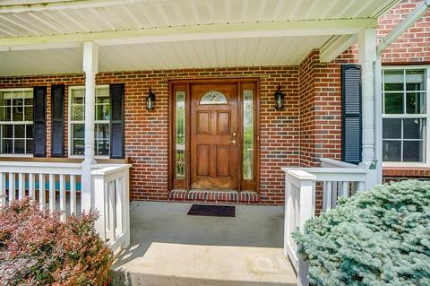 546 Clemray Dr, Cincinnati, OH 45231 photo 2
