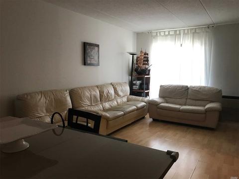 2502 Rack Ct, Cincinnati, OH 45239 photo 1