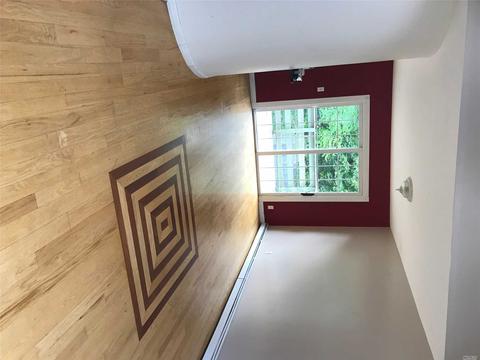 136 Sunset Ct, Monroe, OH 45050 photo 3