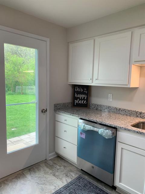 6 Dayspring Ter, Greenhills, OH 45218 photo 18