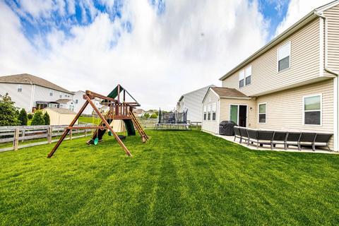 850 Hocking Meadow Cir, Monroe, OH 45050 photo 38