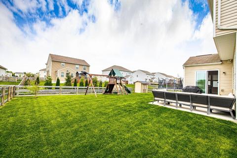 850 Hocking Meadow Cir, Monroe, OH 45050 photo 5