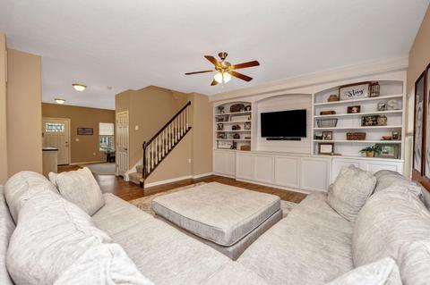 850 Hocking Meadow Cir, Monroe, OH 45050 photo 7