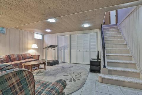 335 Forest Ave, Wyoming, OH 45215 photo 27