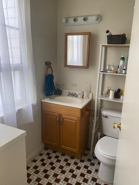 11 Chalmers Ln, Greenhills, OH 45218 photo 16