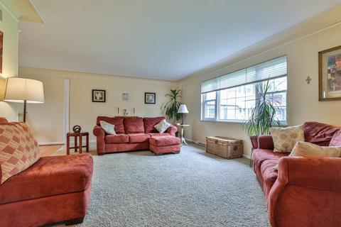 7433 Pinebrook Ct, Cincinnati, OH 45224 photo 5