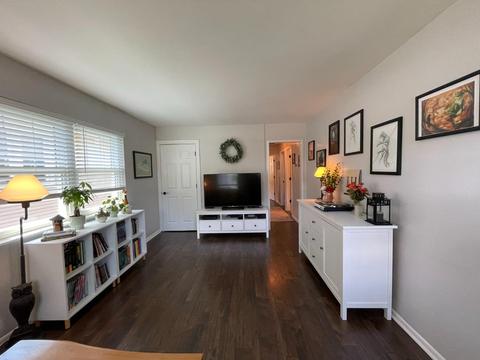 7004 Bramble Ave, Cincinnati, OH 45227 photo 2