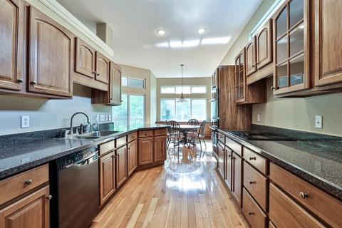 3484 Ballymore Ct, Cincinnati, OH 45245 photo 25