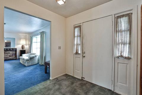11846 Hamden Dr, Forest Park, OH 45240 photo 5