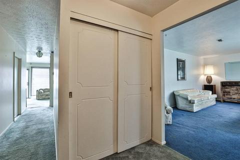 11846 Hamden Dr, Forest Park, OH 45240 photo 4