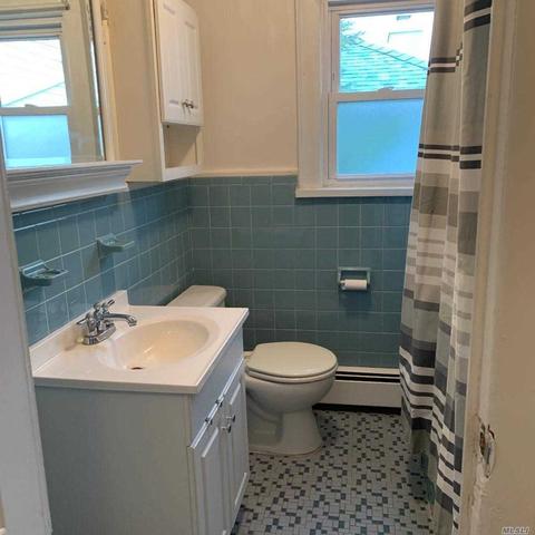 8516 Plainfield Rd, Cincinnati, OH 45236 photo 6